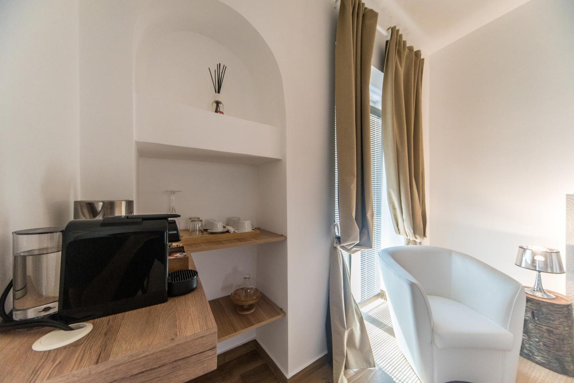 Suite Santa Chiara Trani Ngoại thất bức ảnh