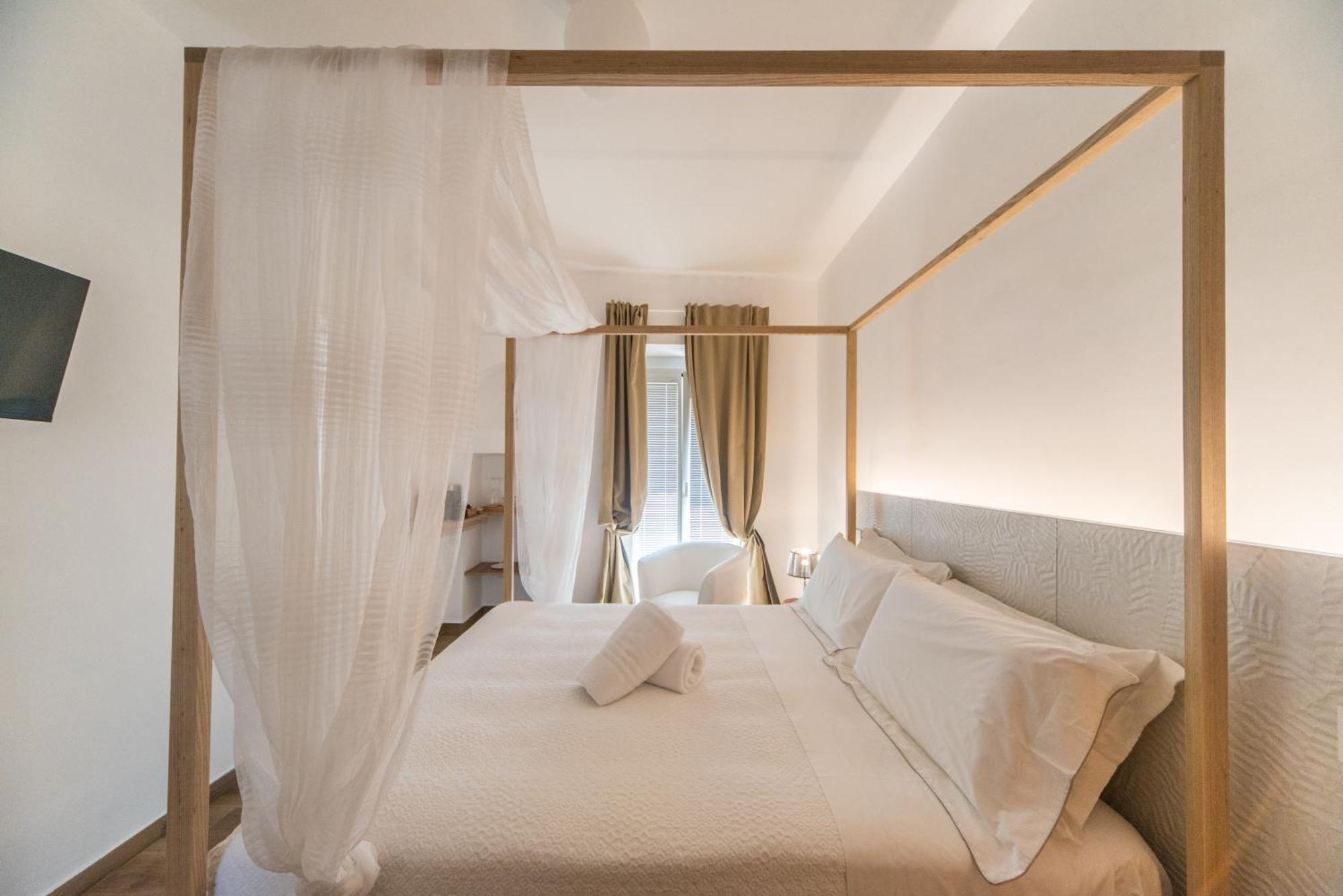 Suite Santa Chiara Trani Ngoại thất bức ảnh