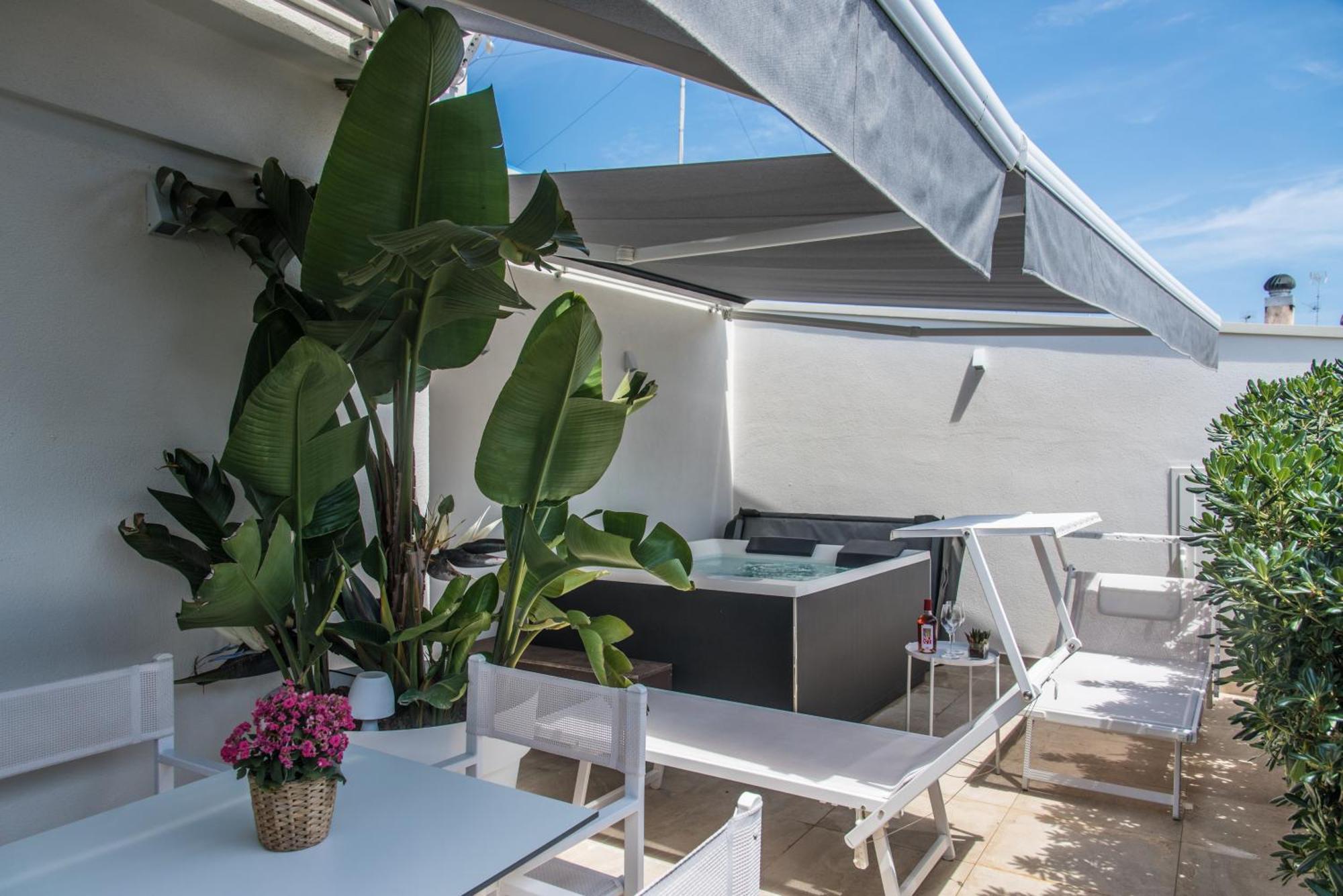 Suite Santa Chiara Trani Ngoại thất bức ảnh